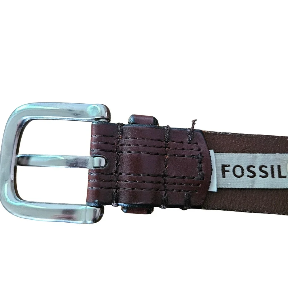 Fossil Men's Brown Genuine Leather Belt Size 34 Silver Tone Buckle Classic